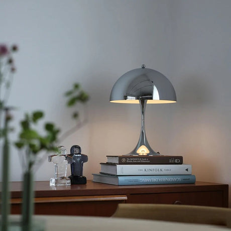 Lampe champignon en métal | Luminaire de table style rétro futuriste Argent / Blanc froid