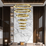Lustre anneaux martelés dorés | Contemporain & Chic