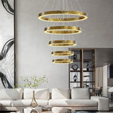 Lustre anneaux martelés dorés | Contemporain & Chic