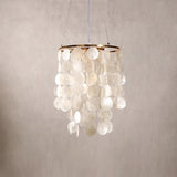 Lustre design en coquillages naturelles