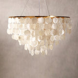 Lustre design en coquillages naturelles
