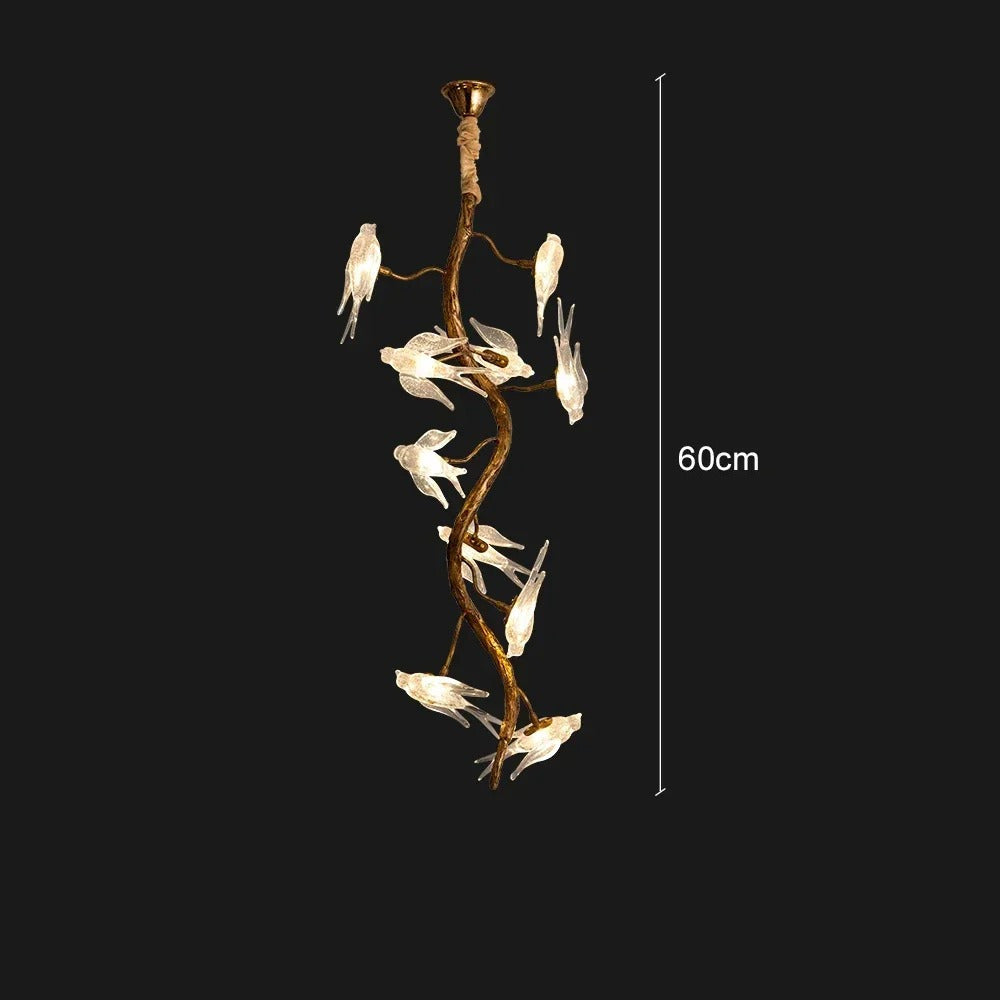 Lustre suspendu oiseaux en résine sculptée | Chic & sculptural