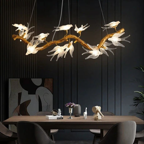 Lustre suspendu oiseaux en résine sculptée | Chic & sculptural