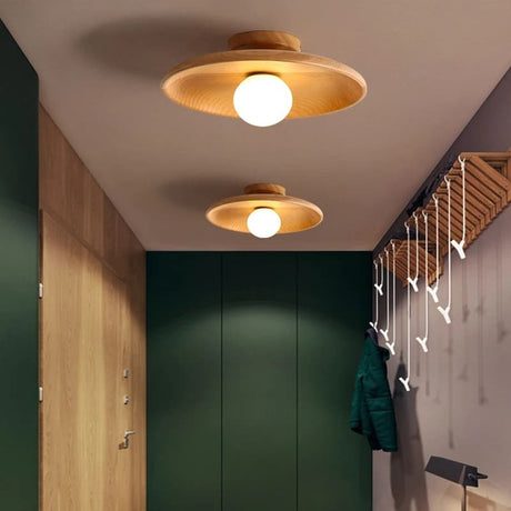 Plafonnier rond en bois naturel avec globe en verre | Design japandi