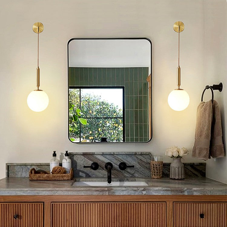 Applique murale globe dépoli suspendu | Luminaire chic et tendance