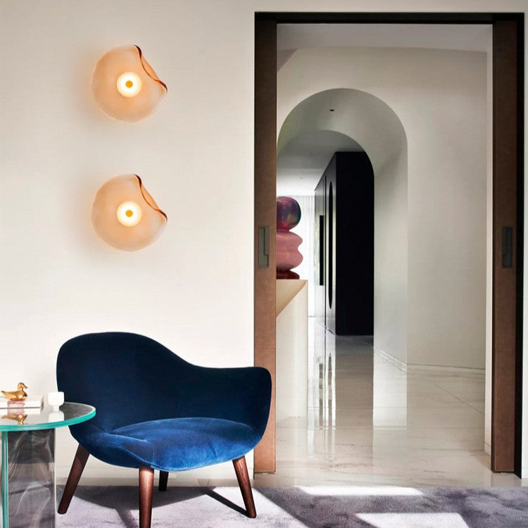 Applique murale en verre artistique | Luminaire décoratif au design organique et lumineux