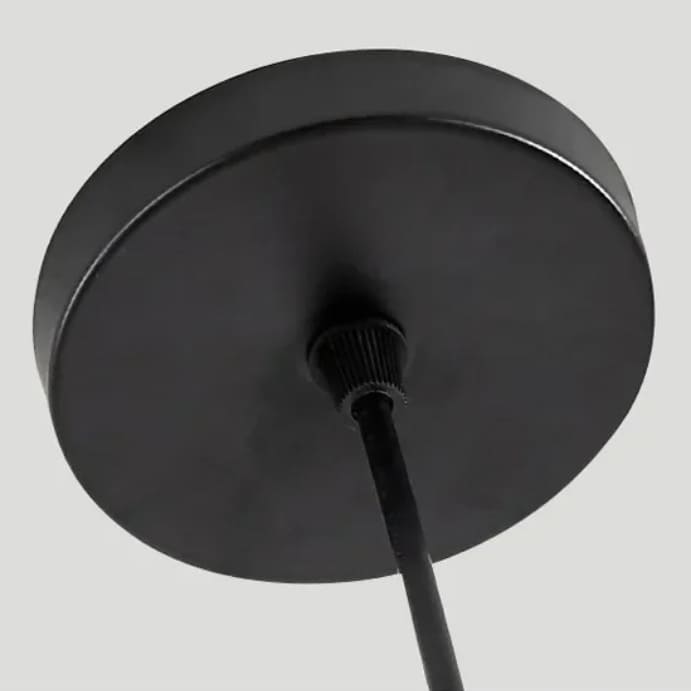 Suspension design en rotin tressé | Forme organique et chaleureuse