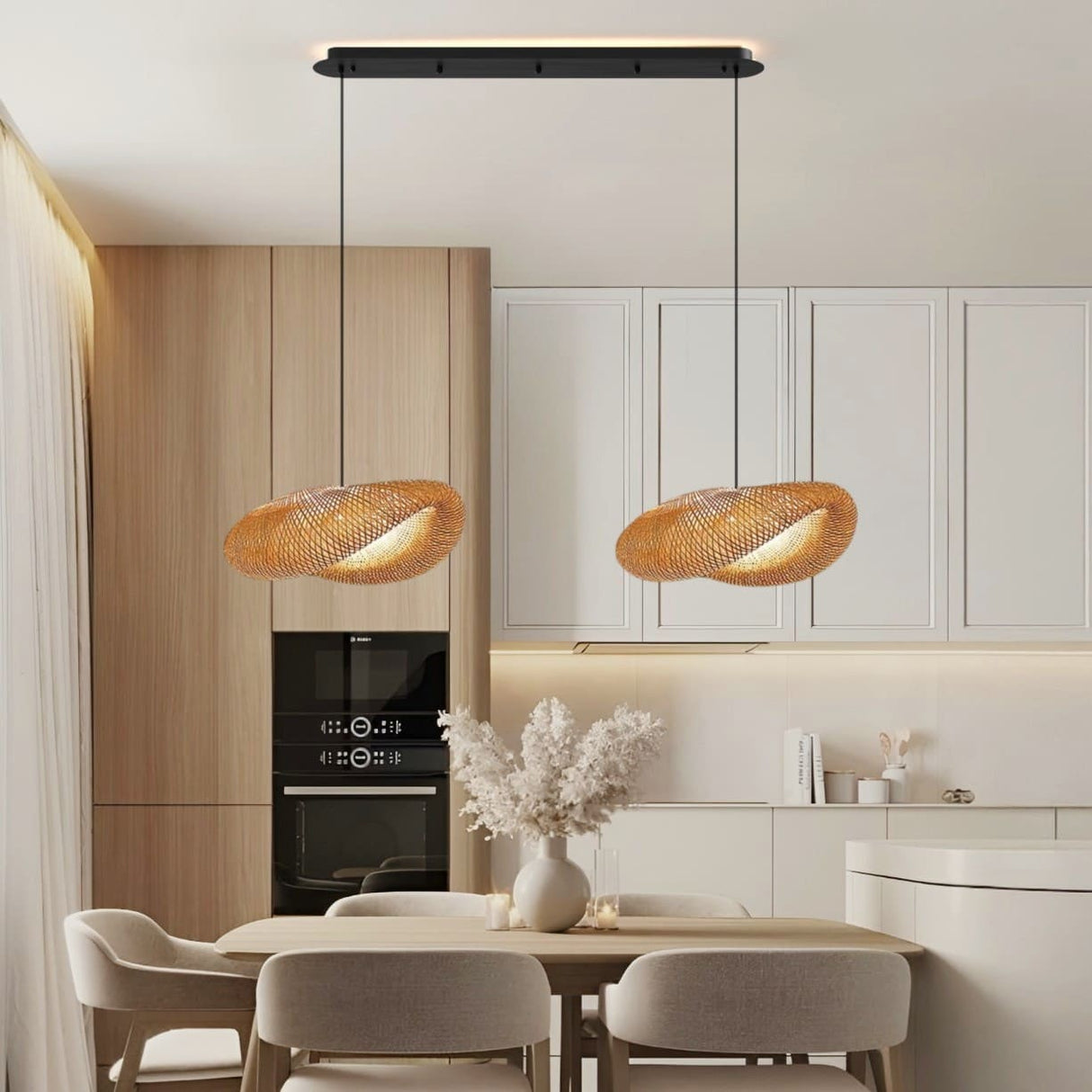 Suspension design en rotin tressé | Forme organique et chaleureuse