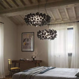 Suspension florale sculpturale noire
