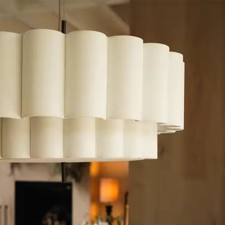 Suspension ronde en tissu plissé Japandi au design minimaliste