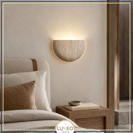 Applique murale en travertin | Luminaire en pierre naturelle DEMI-LUNE
