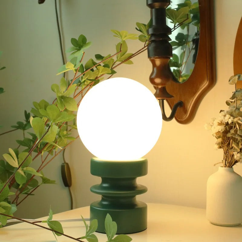 Lampe à poser design globe ressort | Élégance contemporaine E