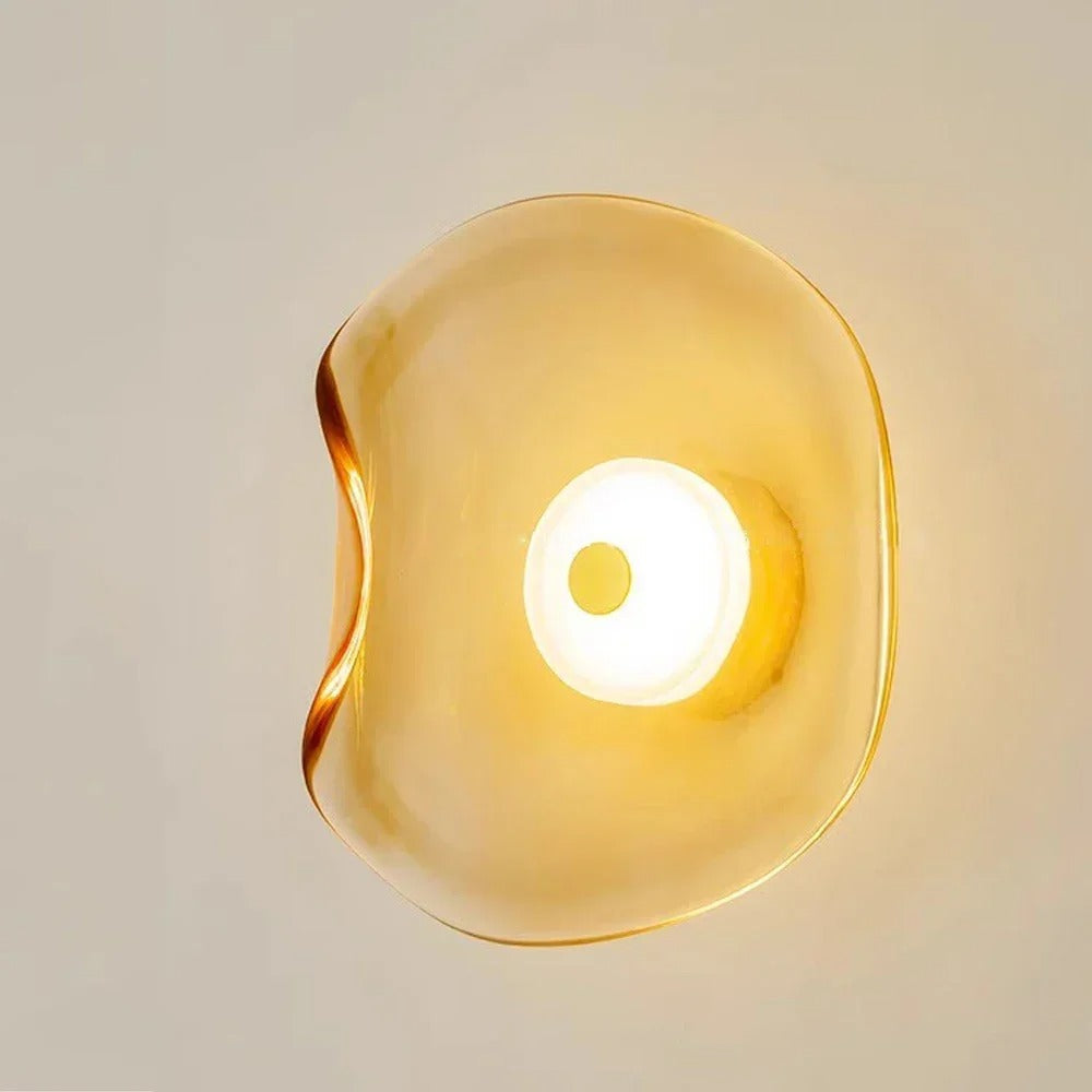Applique murale en verre artistique | Luminaire décoratif au design organique et lumineux