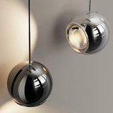 Applique murale boule suspendue chromée | Luminaire design ajustable pour chambre ou salon